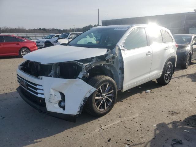 TOYOTA HIGHLANDER 2017 with VIN 5TDJZRFH5HS481447 - Photo from auction