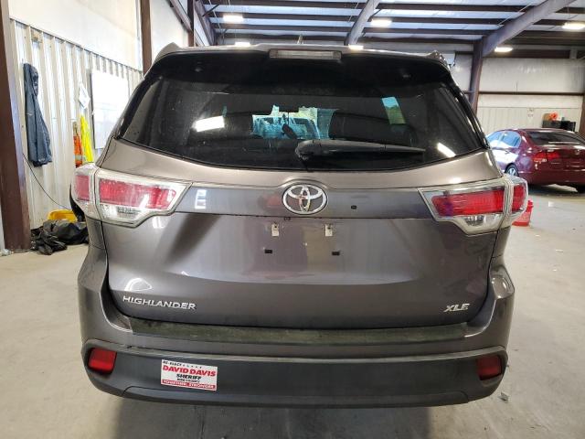 Photo 6 from auction – 2016 TOYOTA HIGHLANDER with VIN 5TDKKRFH2GS500835