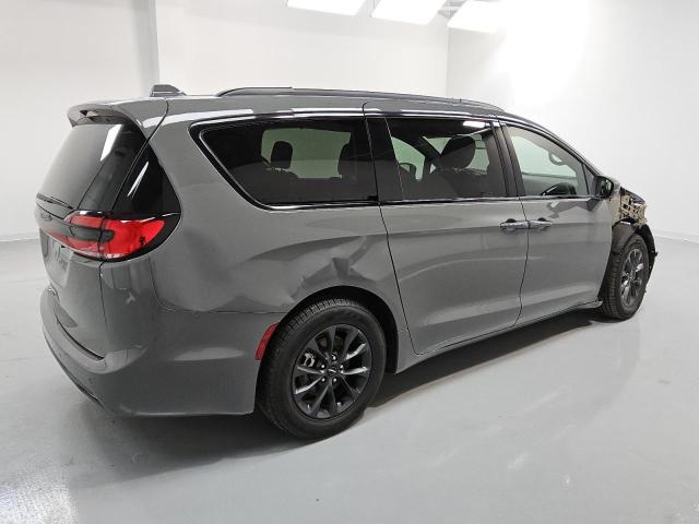 Photo 3 from auction – 2022 CHRYSLER PACIFICA T with VIN 2C4RC1FGXNR101844