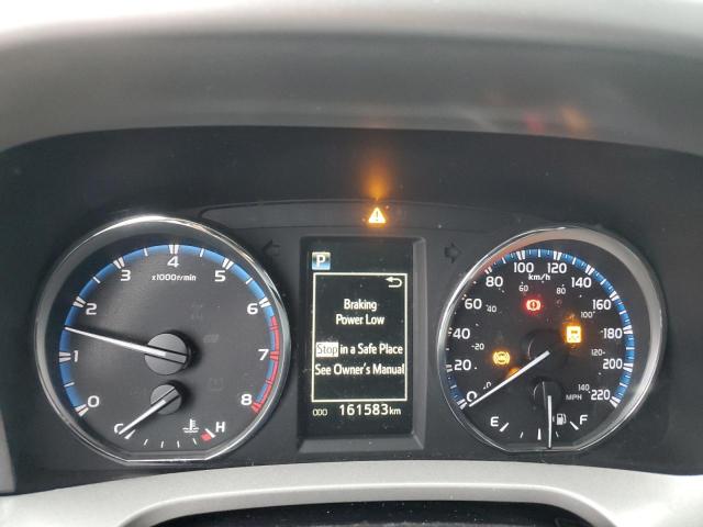 Photo 9 from auction – 2018 TOYOTA RAV4 LE with VIN 2T3BFREV0JW778568