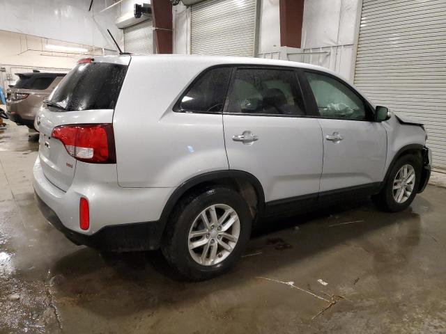 Photo 3 from auction – 2014 KIA SORENTO LX with VIN 5XYKT3A64EG547892
