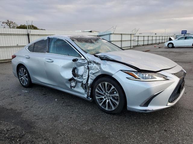 Photo 4 from auction – 2019 LEXUS ES 350 with VIN 58ABZ1B15KU024997