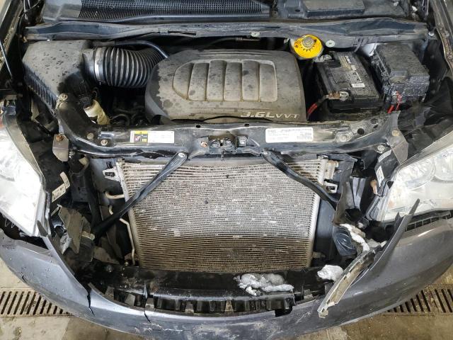 Photo 12 from auction – 2016 CHRYSLER TOWN & COU with VIN 2C4RC1JG5GR104872