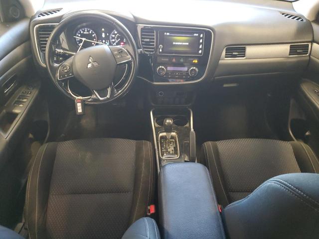 Photo 8 from auction – 2017 MITSUBISHI OUTLANDER with VIN JA4AD3A36HZ042919