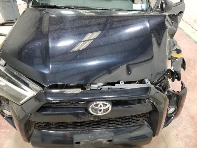 Photo 12 from auction – 2017 TOYOTA 4RUNNER SR with VIN JTEBU5JR2H5452792