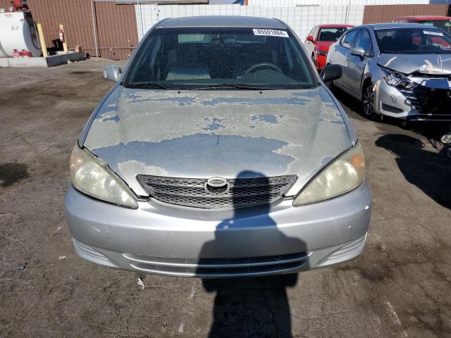 Photo 5 from auction – 2004 TOYOTA CAMRY LE with VIN 4T1BE30KX4U357922