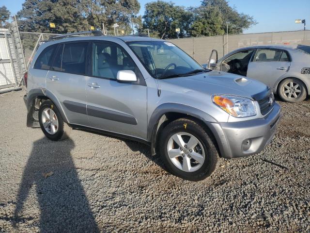 Photo 4 from auction – 2004 TOYOTA RAV4 with VIN JTEGD20V240019421