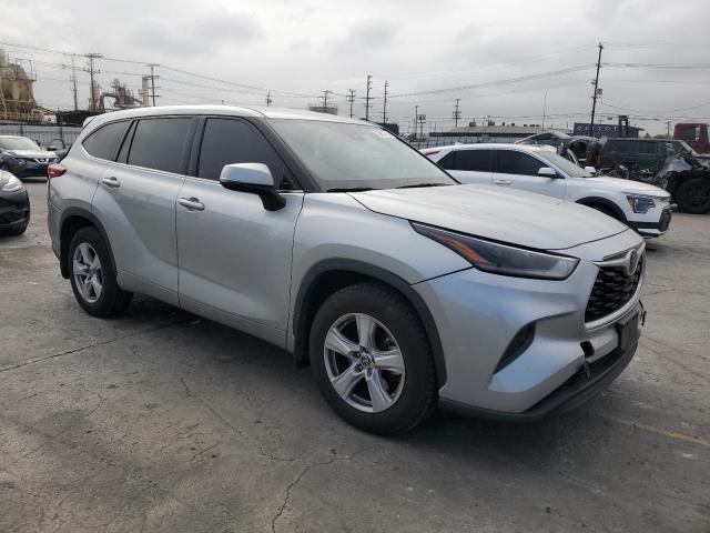 Photo 4 from auction – 2021 TOYOTA HIGHLANDER with VIN 5TDCZRAH1MS044877