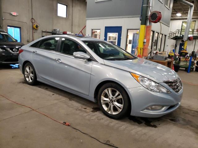Photo 4 from auction – 2013 HYUNDAI SONATA SE with VIN 5NPEC4ACXDH571842
