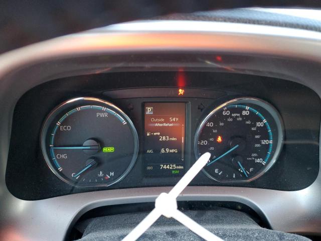 Photo 9 from auction – 2017 TOYOTA RAV4 HV LI with VIN JTMDJREV0HD148192