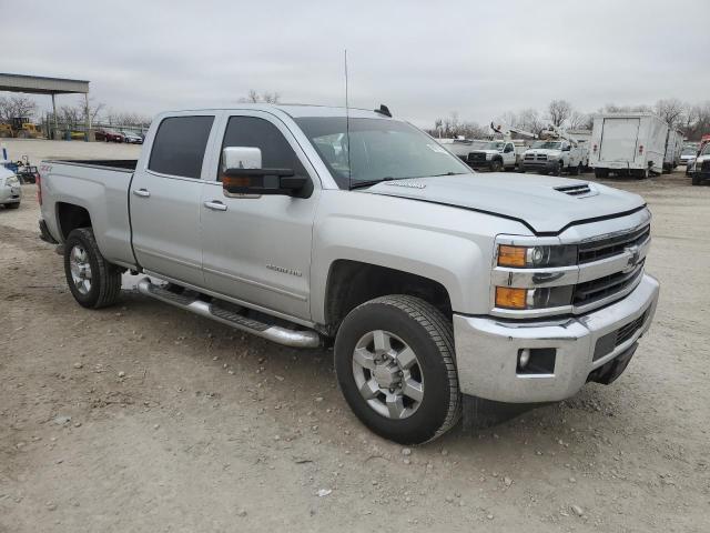 Photo 4 from auction – 2018 CHEVROLET SILVERADO with VIN 1GC1KWEY7JF182245