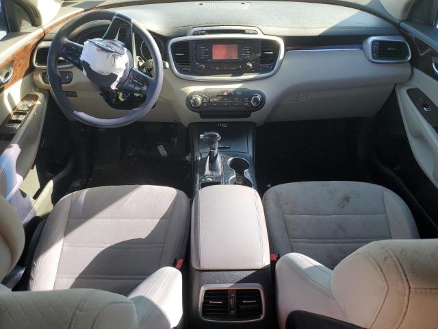 Photo 8 from auction – 2016 KIA SORENTO LX with VIN 5XYPG4A37GG034919