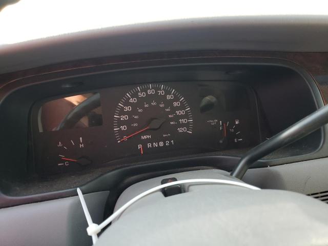 Photo 9 from auction – 2000 LINCOLN TOWN CAR E with VIN 1L1FM81W2YY852957
