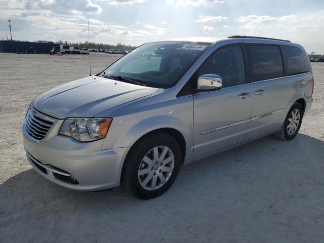 CHRYSLER TOWN & COU 2011 with VIN 2A4RR8DG2BR655914 - Photo from auction