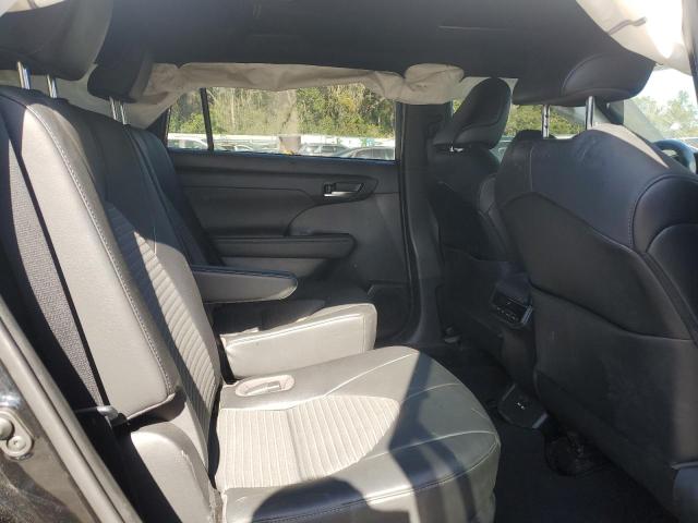 Photo 11 from auction – 2021 TOYOTA HIGHLANDER with VIN 5TDLZRAH5MS047748