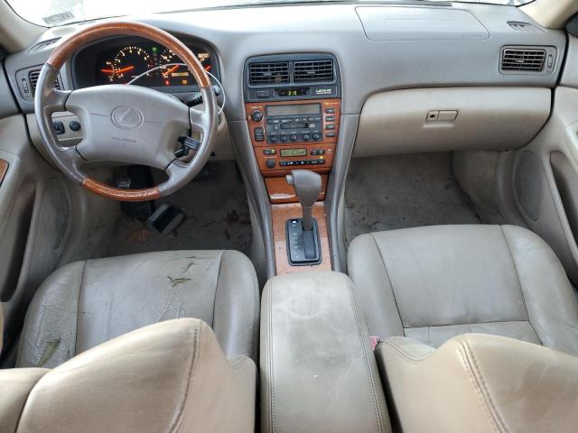Photo 8 from auction – 2000 LEXUS ES 300 with VIN JT8BF28G7Y5090734