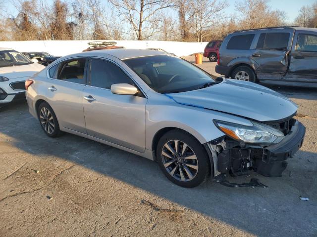 Photo 4 from auction – 2017 NISSAN ALTIMA 2.5 with VIN 1N4AL3AP7HC182837