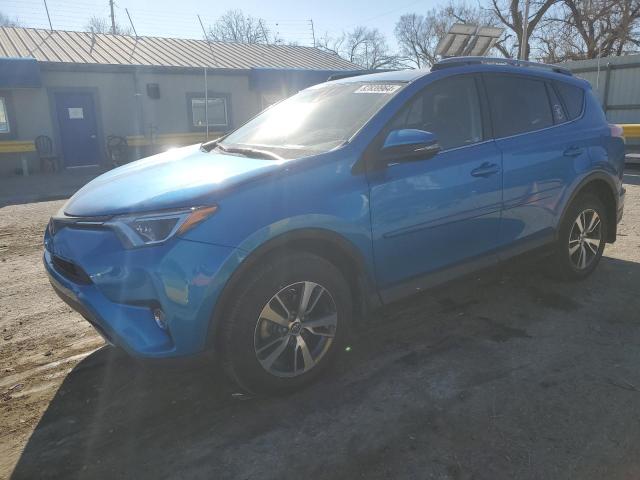 TOYOTA RAV4 XLE 2017 with VIN JTMRFREV4HJ706490 - Photo from auction