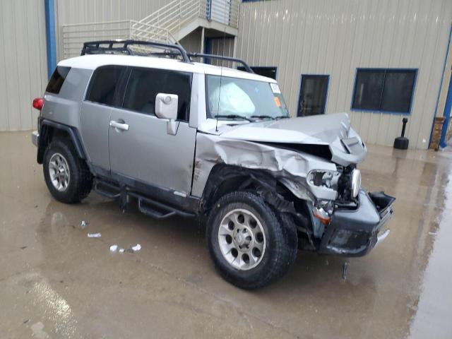 Photo 4 from auction – 2012 TOYOTA FJ CRUISER with VIN JTEBU4BF1CK118682