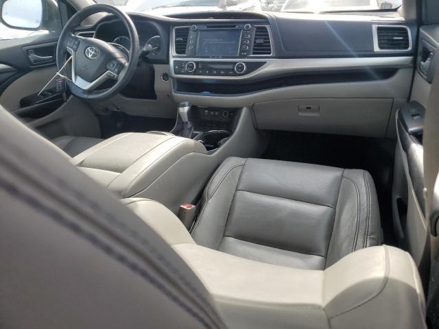 Photo 8 from auction – 2017 TOYOTA HIGHLANDER with VIN 5TDJZRFHXHS380727