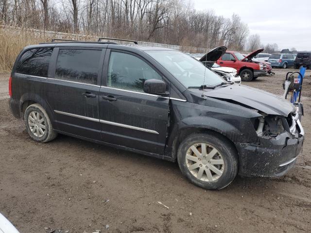 Photo 4 from auction – 2015 CHRYSLER TOWN & COU with VIN 2C4RC1BG8FR646111
