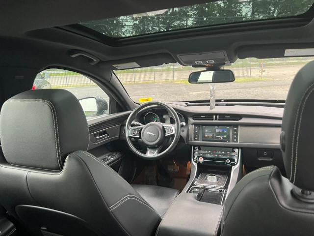 Photo 5 from auction – 2016 JAGUAR XF FIRST E with VIN SAJBN4BV0GCY13846