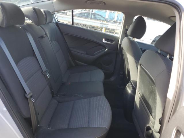 Photo 10 from auction – 2018 KIA FORTE LX with VIN 3KPFL4A78JE210133