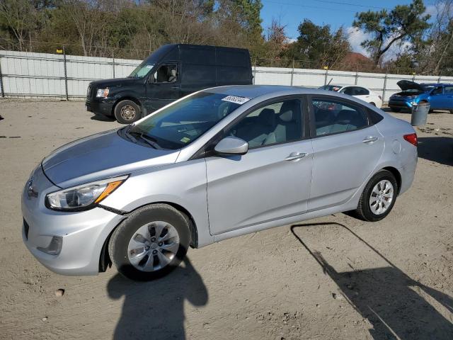 HYUNDAI ACCENT SE 2017 with VIN KMHCT4AE6HU215470 - Photo from auction