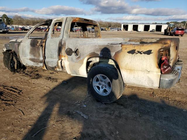 Photo 2 from auction – 2005 DODGE DAKOTA SLT with VIN 1D7HW42N55S189621