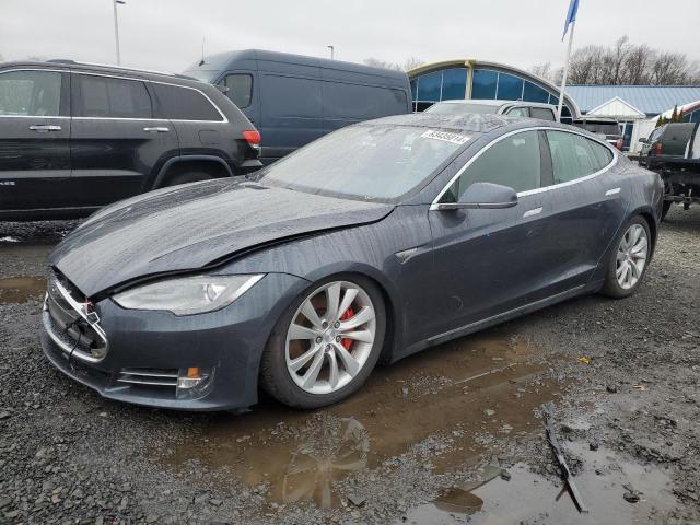 TESLA MODEL S 85 2015 with VIN 5YJSA1H25FFP79715 - Photo from auction