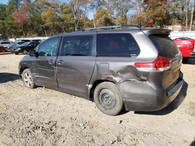 Photo 2 from auction – 2013 TOYOTA SIENNA LE with VIN 5TDKK3DC7DS341701