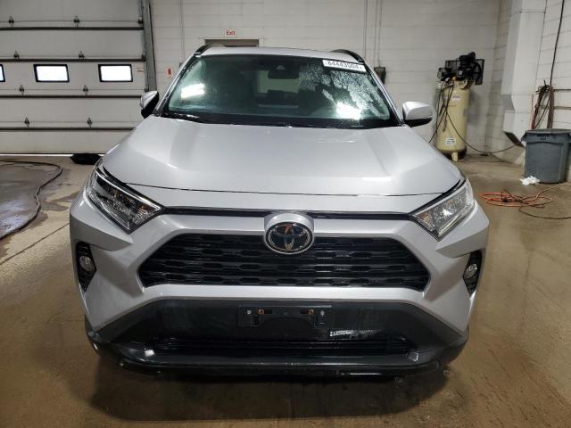 Photo 5 from auction – 2021 TOYOTA RAV4 XLE with VIN 2T3P1RFV4MC250024