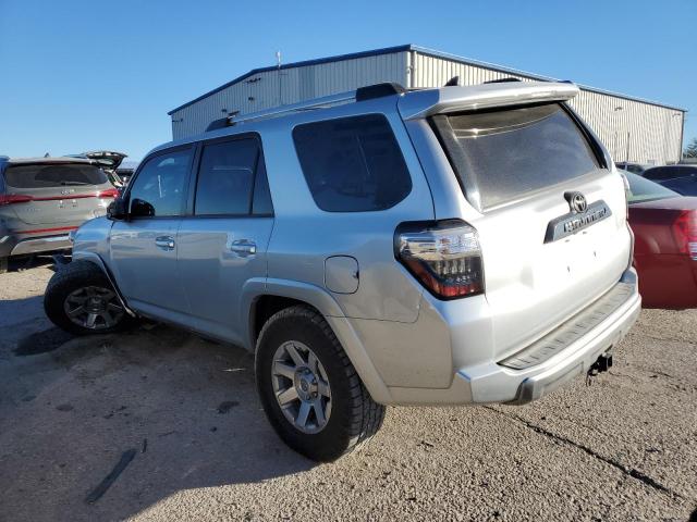 Photo 2 from auction – 2015 TOYOTA 4RUNNER SR with VIN JTEBU5JR2F5224675