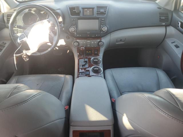 Photo 8 from auction – 2011 TOYOTA HIGHLANDER with VIN 5TDDK3EH1BS064804