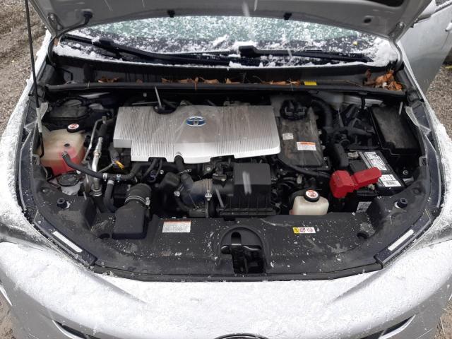 Photo 11 from auction – 2018 TOYOTA PRIUS with VIN JTDKBRFU5J3582856
