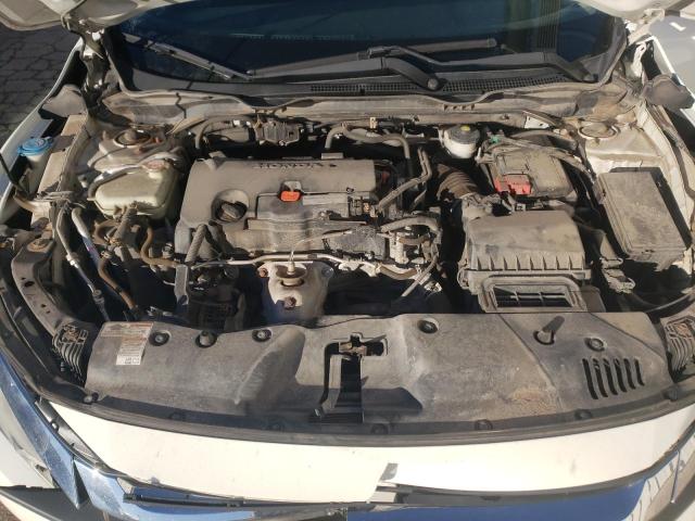 Photo 11 from auction – 2017 HONDA CIVIC LX with VIN 2HGFC2F58HH001289