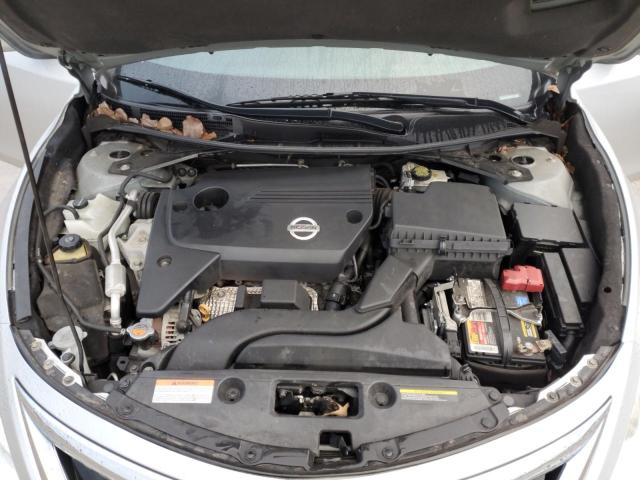 Photo 11 from auction – 2015 NISSAN ALTIMA 2.5 with VIN 1N4AL3AP1FN885979