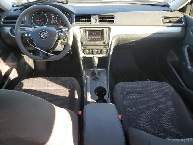 Photo 8 from auction – 2016 VOLKSWAGEN PASSAT S with VIN 1VWAS7A35GC026325