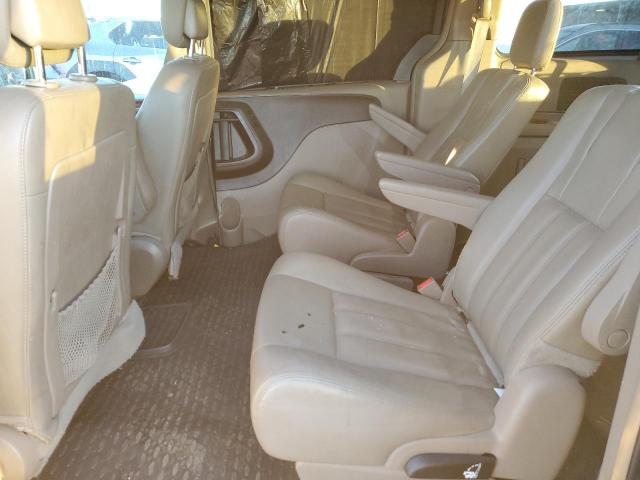 Photo 11 from auction – 2016 CHRYSLER TOWN & COU with VIN 2C4RC1BG6GR245819