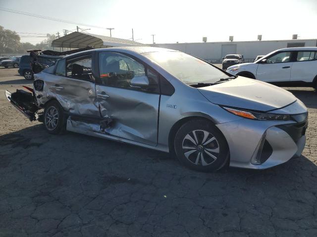 Photo 4 from auction – 2017 TOYOTA PRIUS PRIM with VIN JTDKARFP6H3065380