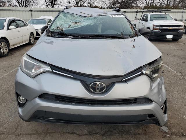 Photo 5 from auction – 2018 TOYOTA RAV4 LE with VIN JTMZFREV6JJ199291