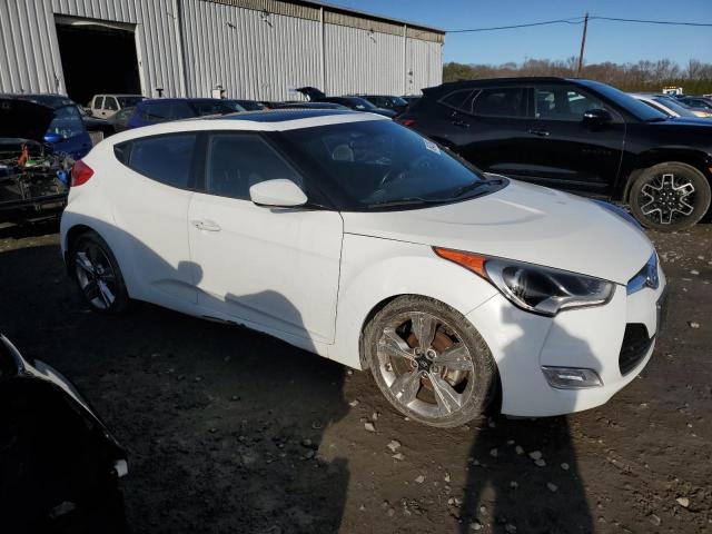 Photo 4 from auction – 2016 HYUNDAI VELOSTER with VIN KMHTC6AD0GU272992