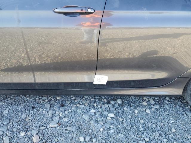 Photo 12 from auction – 2015 CHRYSLER 200 LIMITE with VIN 1C3CCCAB5FN733117