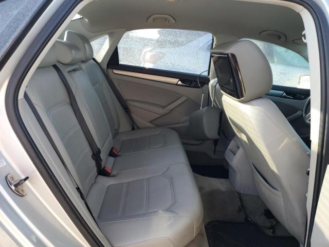 Photo 10 from auction – 2015 VOLKSWAGEN PASSAT S with VIN 1VWAT7A34FC002285