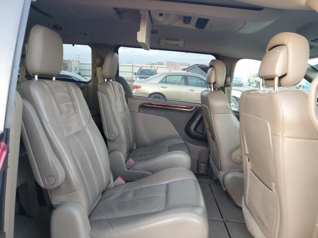 Photo 11 from auction – 2011 CHRYSLER TOWN & COU with VIN 2A4RR6DG3BR698744