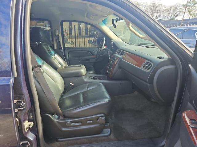 Photo 5 from auction – 2010 CHEVROLET AVALANCHE with VIN 3GNNCFE09AG124832
