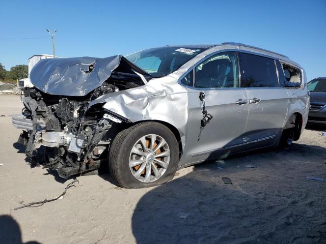 CHRYSLER PACIFICA T 2018 with VIN 2C4RC1BGXJR270228 - Photo from auction