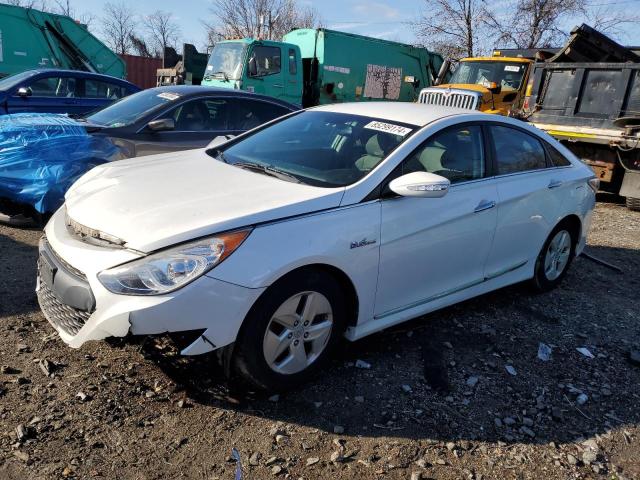 HYUNDAI SONATA HYB 2012 with VIN KMHEC4A47CA038275 - Photo from auction