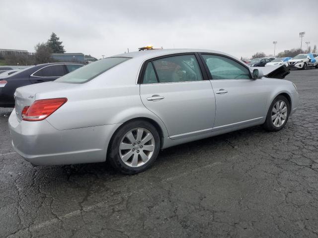 Photo 3 from auction – 2005 TOYOTA AVALON with VIN 4T1BK36B45U037352