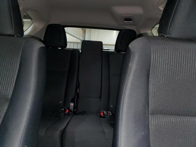 Photo 10 from auction – 2017 TOYOTA RAV4 LE with VIN JTMZFREV2HJ126963